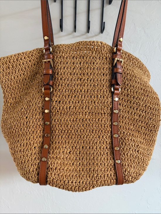 Handbags - Michael Kors Santorini Woven/Straw Tote w/Brown Studded Leather Straps Like New